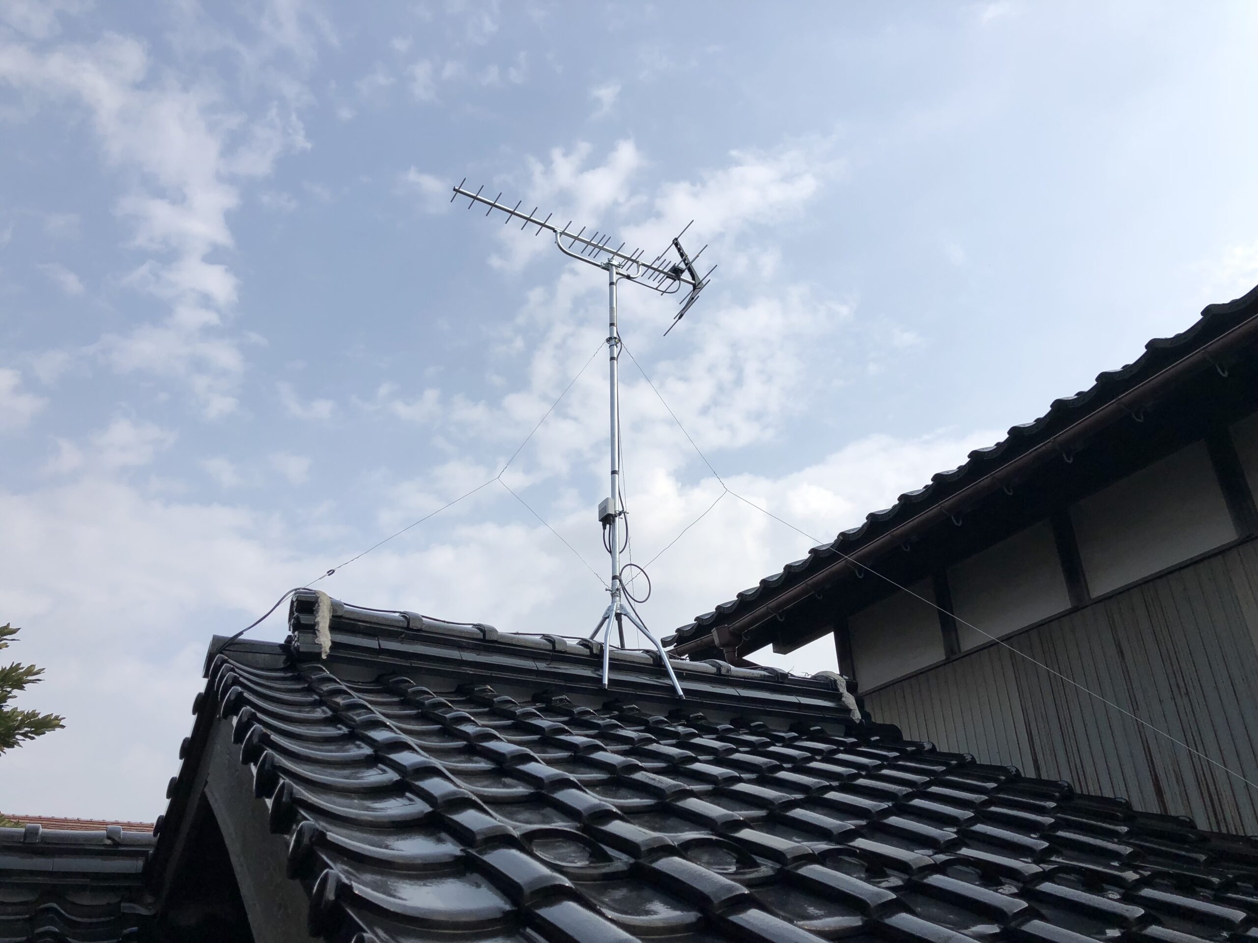 アンテナ　テレビ　エアコン　エコキュート　米子